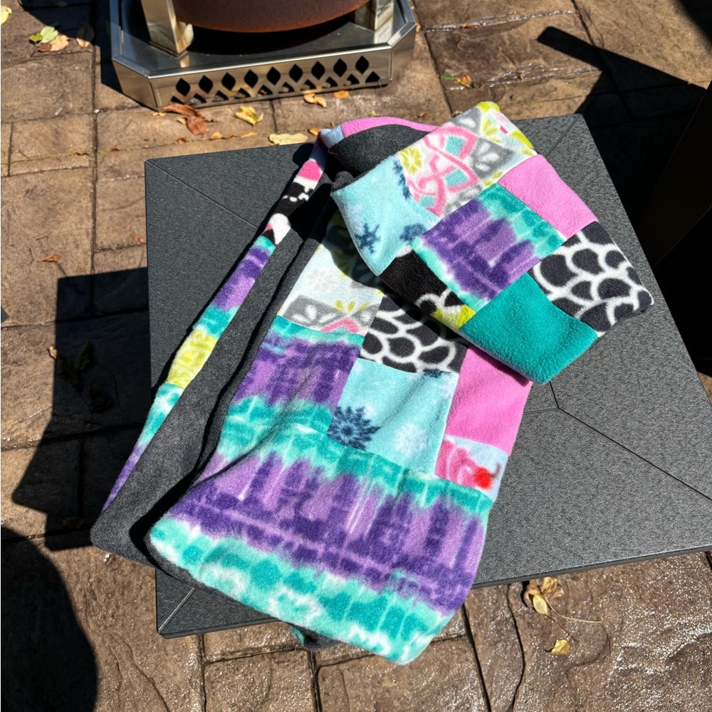HANDMADE 60” Long Polar Fleece Patchwork Scarf, never worn - Picture 5 of 10